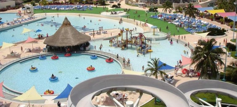 Ventura Park e Wet'n Wild Cancun